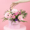 Roze gerberi u roze flower box-u Roze gerberi u roze flower box-u